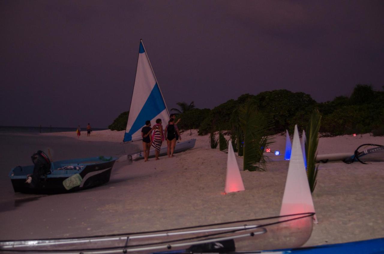 Отель Escapism Maldives Фериду Экстерьер фото